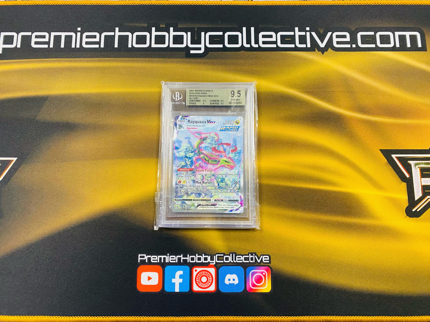 2021 Pokemon (EN) Evolving Skies - Rayquaza Vmax (Beckett 9.5) (218/203) (IT-06)